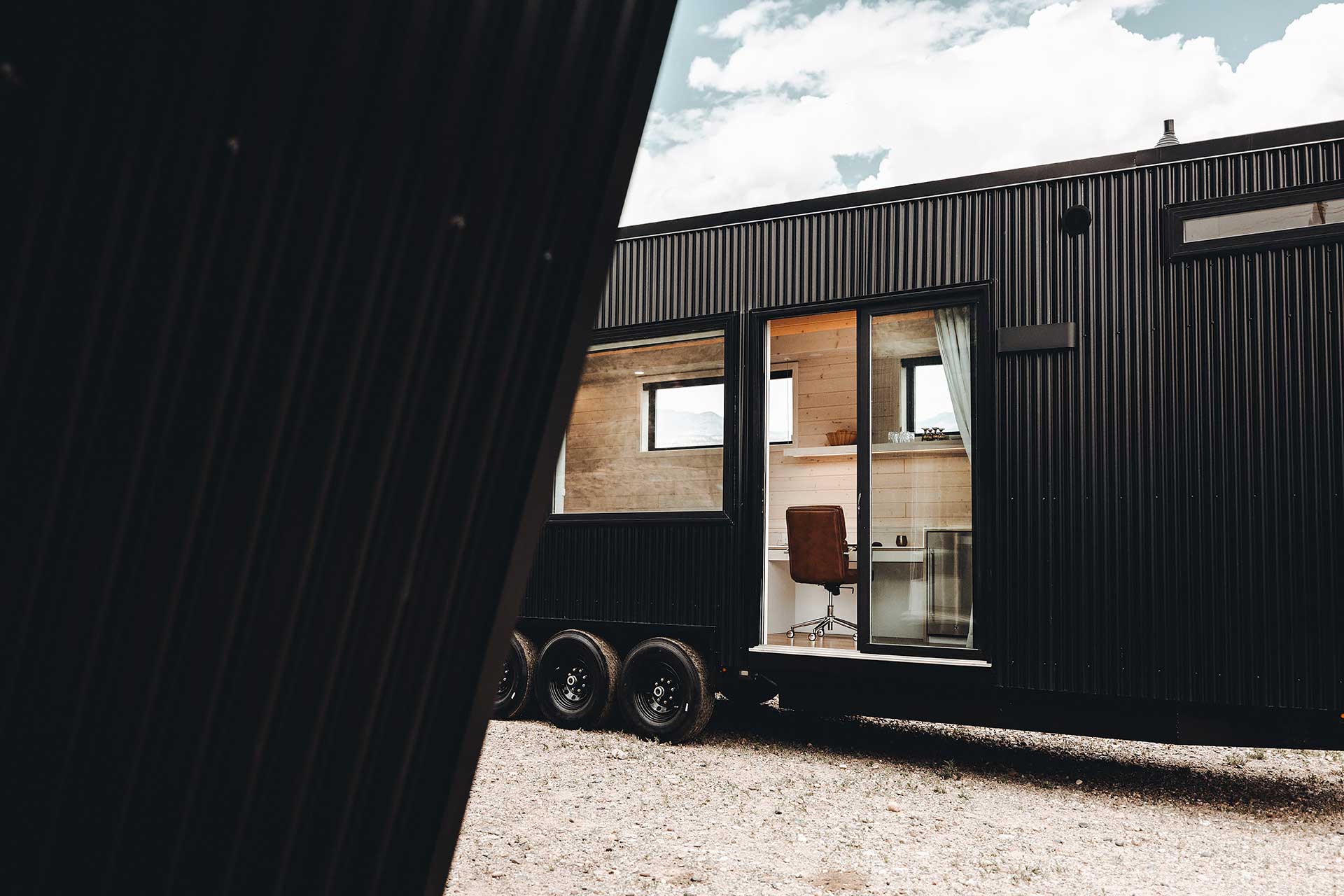 'Suite' Luxury Mobile Home Camper Model Land Ark RV